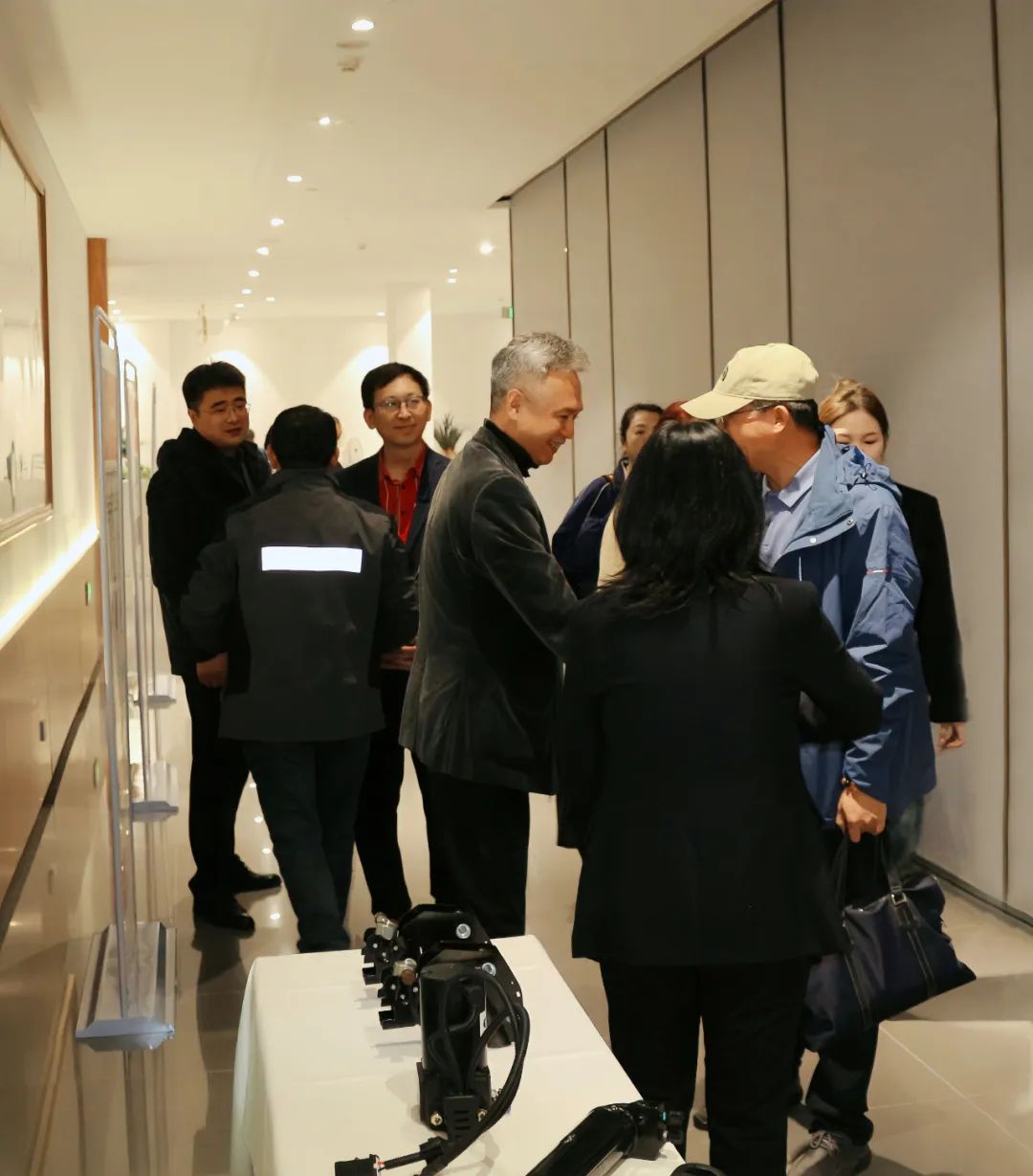 1740981515819419.jpg 13.jpg