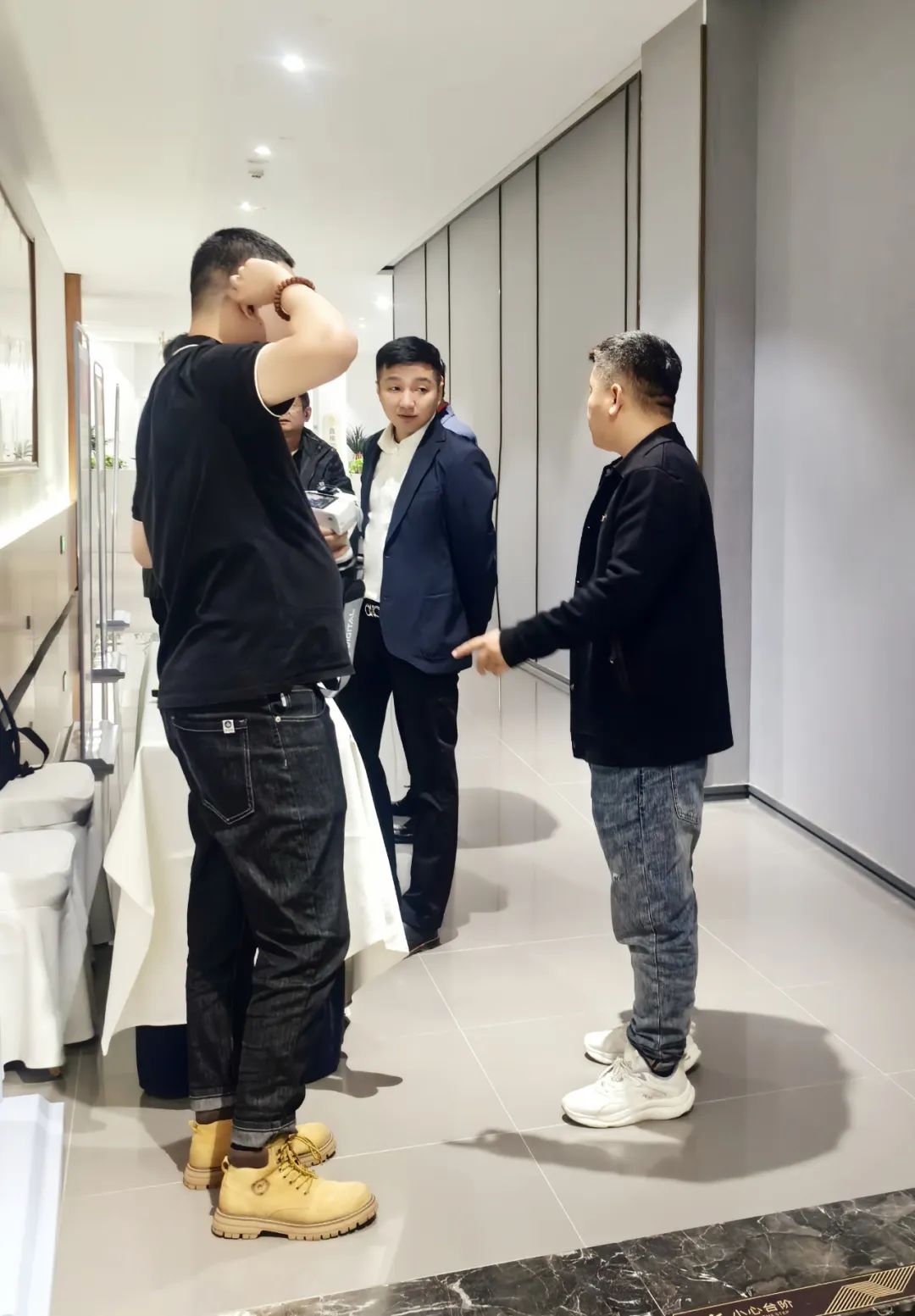 1740981607286220.jpg 6.jpg